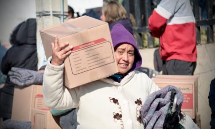 Abrigando Corazones brinda atención integral a casi tres mil familias de Ayahualulco tras la Navidad
