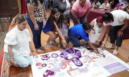 Presentan Cartilla de los Derechos de las Mujeres en San Andrés Tuxtla