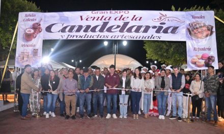Inaugura Gobierno Municipal Gran Expo- Venta de la Candelaria 2026 en Sihuapan