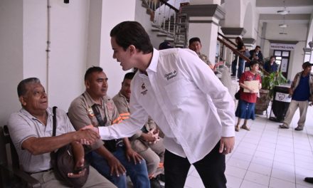 Entrega Ayuntamiento herramientas de trabajo a personal de Limpia Publica