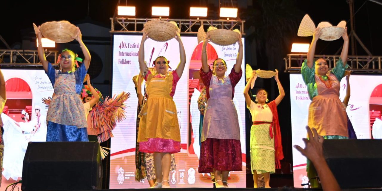 Recupera San Andrés Tuxtla vocación cultural con Festival Internacional del Folklore