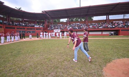 Ayuntamiento regresó al «Rey de los Deportes» a San Andrés Tuxtla